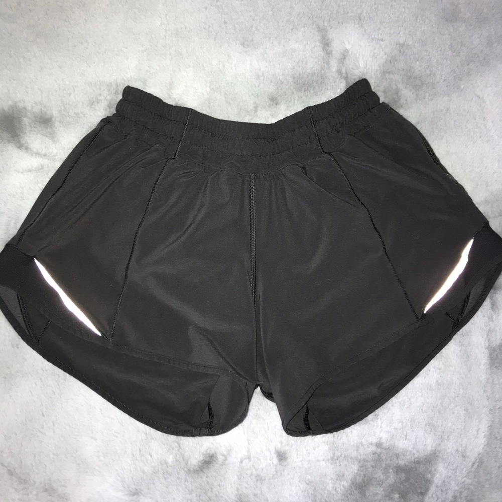LULULEMON hotty hot shorts tall
